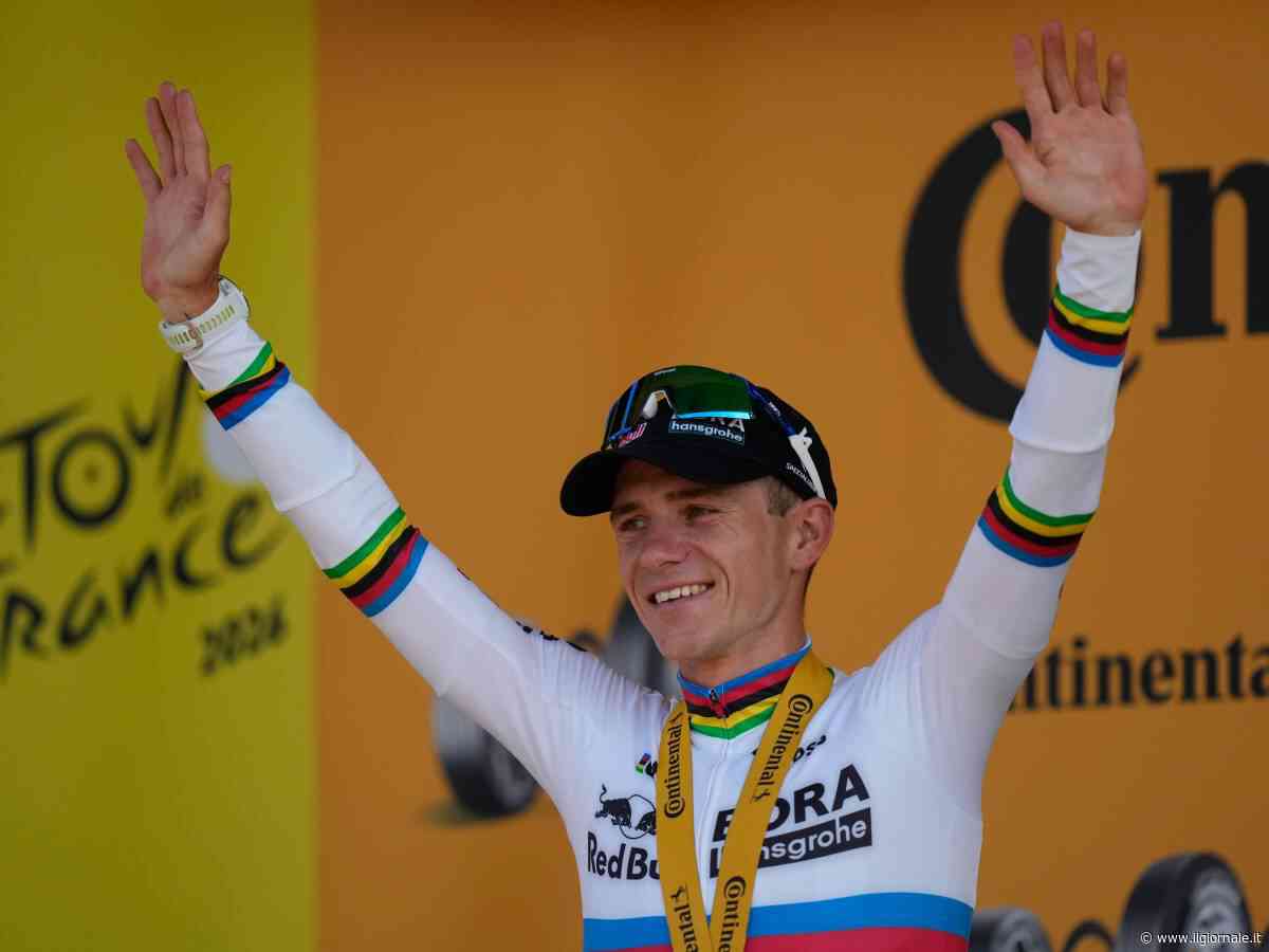 Evenepoel domina la crono. Recuperati 28” al leader Pogacar