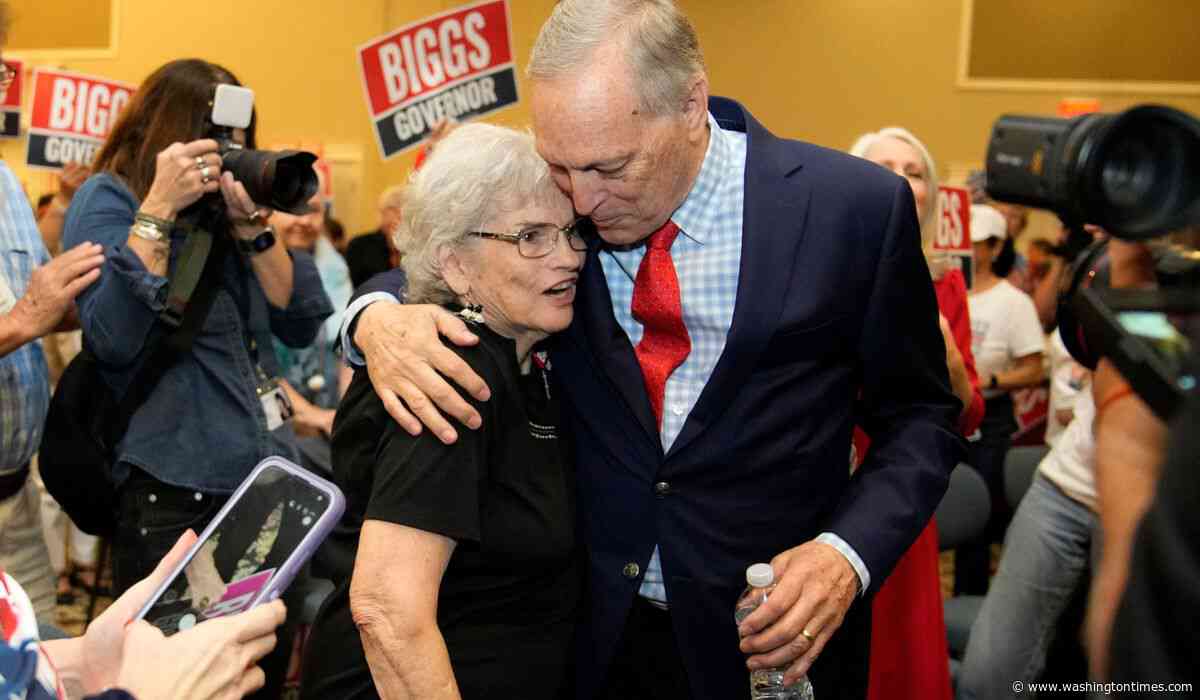 Biggs wins GOP nomination, will challenge Democrat Hobbs for Arizona governor