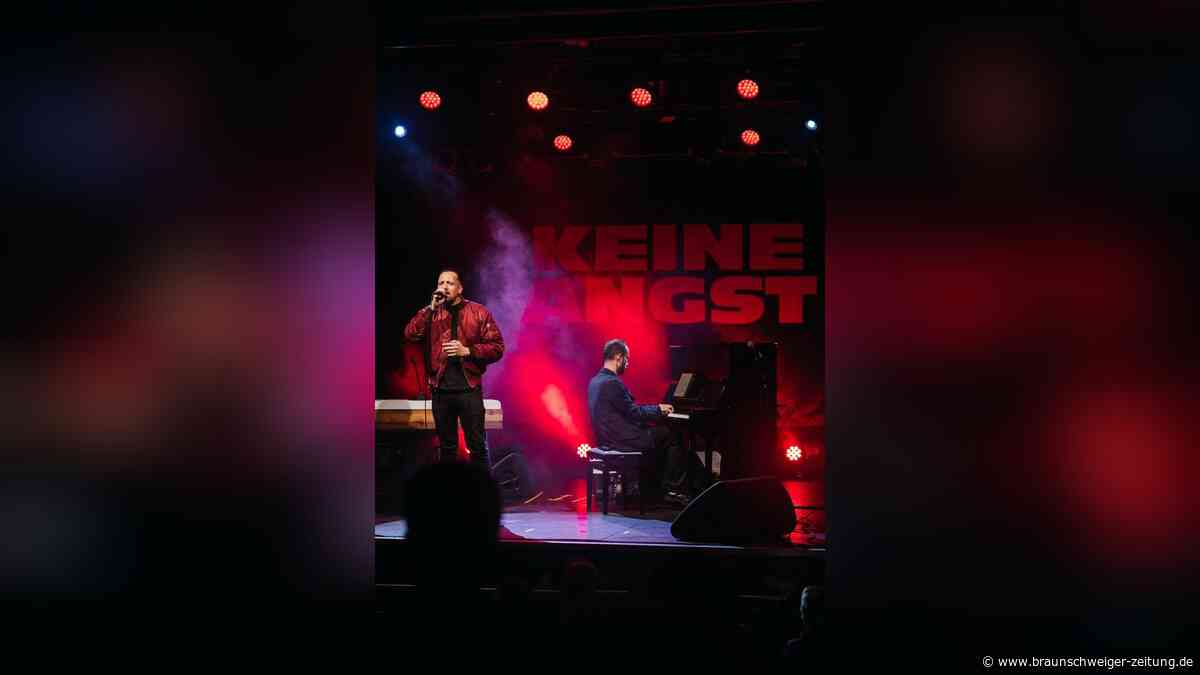 Danger Dan im Theater statt im ZDF: Feine Schlusspointe im Stream nicht zu sehen