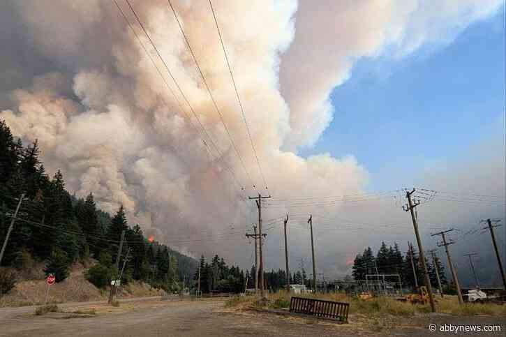 More evacuation orders as new fire near Boston Bar grows to 1,000 hectares