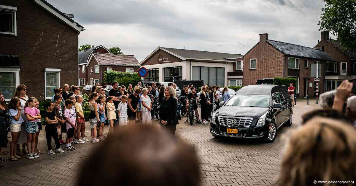 Na dood van 13-jarige Sam grijpt Lingewaard in op plek van fataal ongeluk in Haalderen