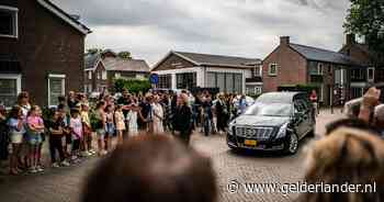 Na dood van 13-jarige Sam grijpt Lingewaard in op plek van fataal ongeluk in Haalderen