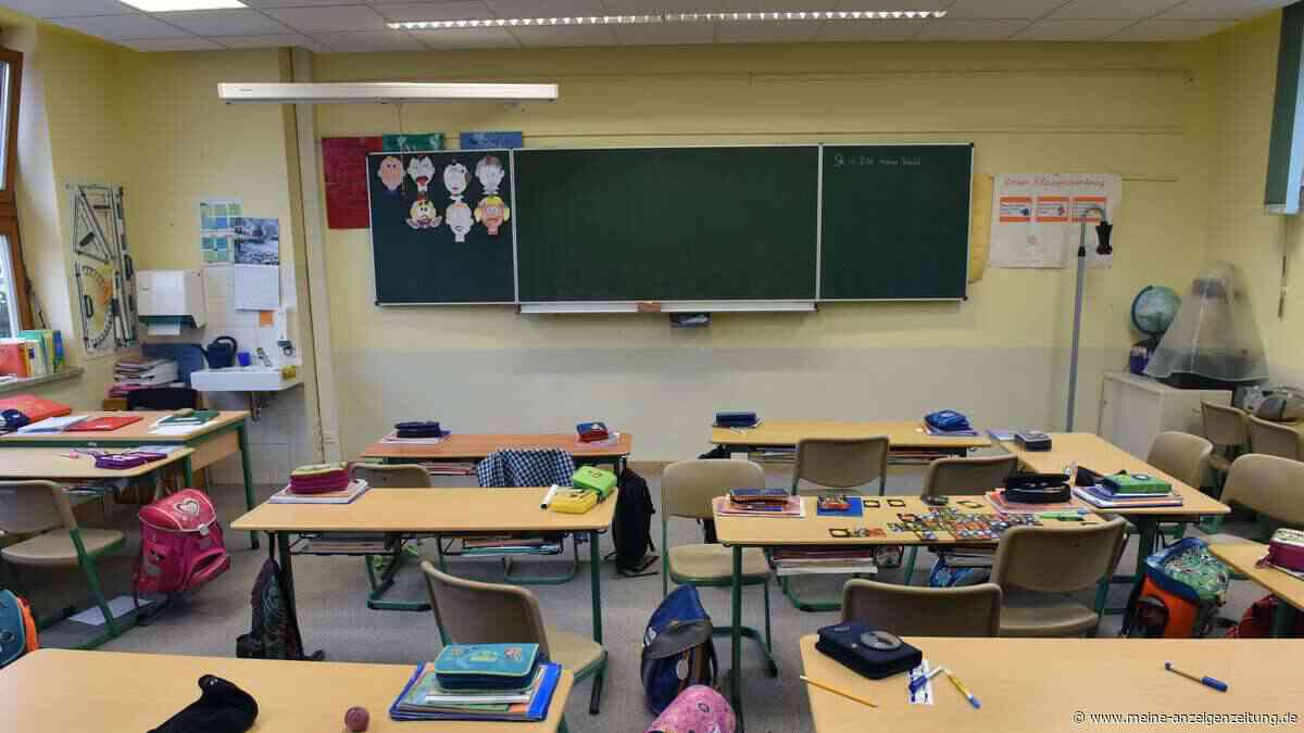17 Jahre volles Gehalt, ohne zu arbeiten: Dauerkranke Lehrerin (62) klagt gegen Ruhestand