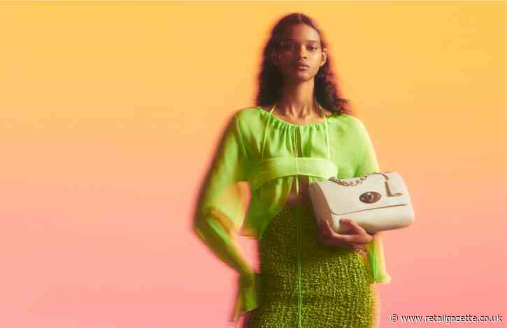 Mulberry cuts losses by £23m as sales rebound