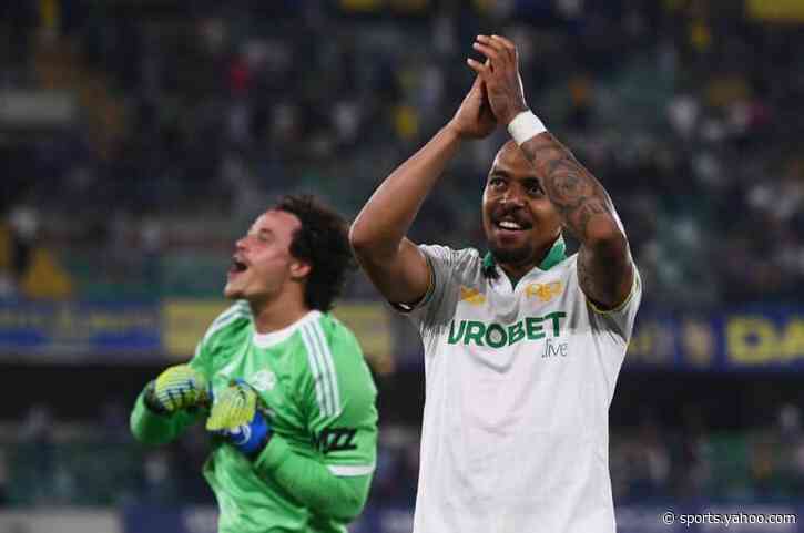 Malen and Ndicka join Roma’s preseason