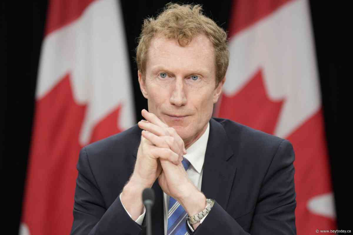 Coalition calls on minister to withdraw criticism of museum's Palestinian exhibit