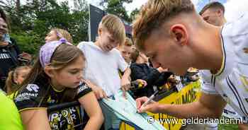 Niet in de binnenstad, maar Vitesse houdt wel weer een fandag (met presentatie van het thuisshirt)