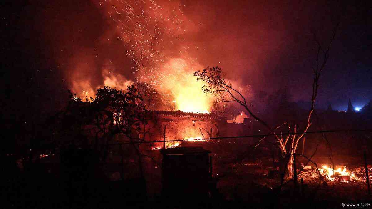1100 Feuerwehrleute im Einsatz: Waldbrand bei Marseille breitet sich rasant aus