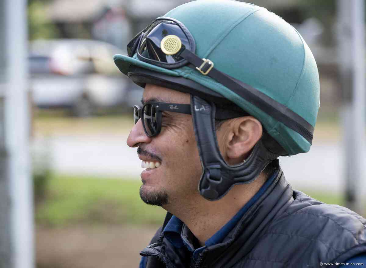 Horacio De Paz emerges as surprise contender in Saratoga trainer race