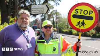 Council defends lollipop patrol axe after petition