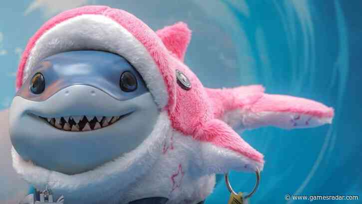 Sorry Luna Snow mains, but the Deluxe Version Jeff the Land Shark Hot Toy figure is all I want on my shelf