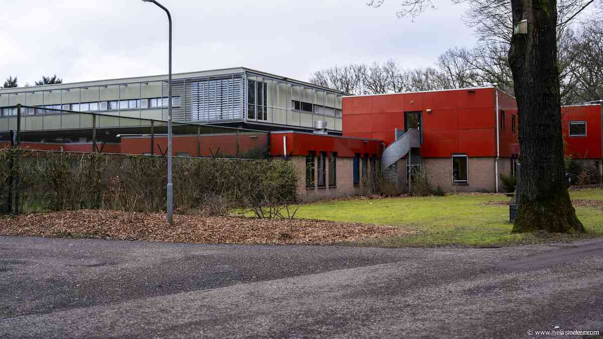 Man die vrouw (76) zeventien keer stak in Den Dolder krijgt acht jaar cel en tbs