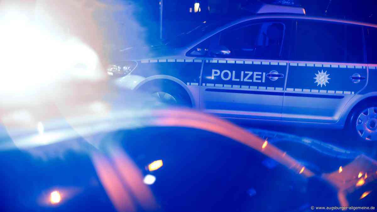 Jugendliche fliehen auf gestohlenem Motorroller vor der Polizei