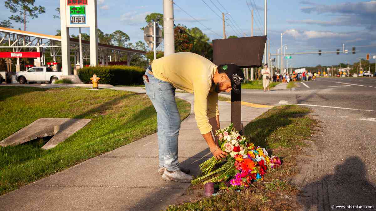 Mexican man killed fleeing ICE in Florida was on vacation, officials say