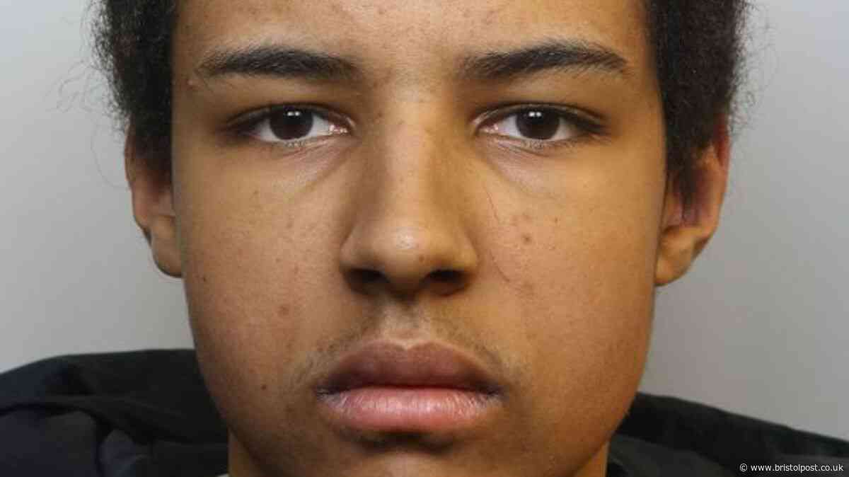 Teenager who sprayed panicked Costco customers with irritant avoids jail
