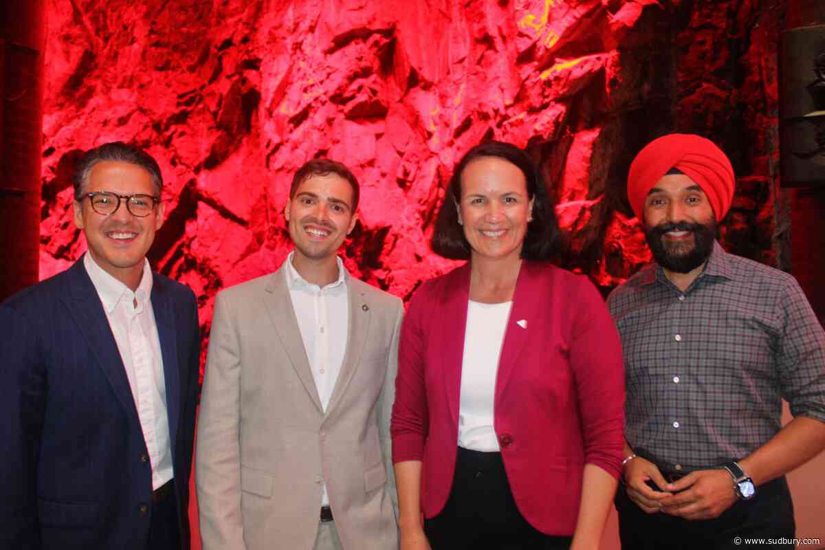 Ontario Liberal leadership candidates rally local support at Science North