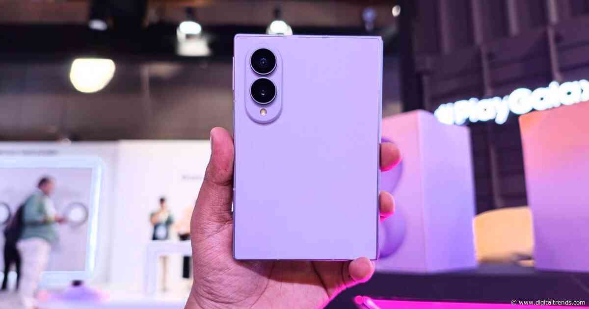 Samsung’s Galaxy Z Fold 8 goes wide and light to find a new identity for foldable phones