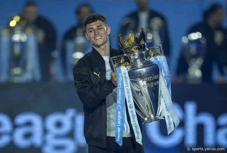 Phil Foden signs new Manchester City contract until 2030