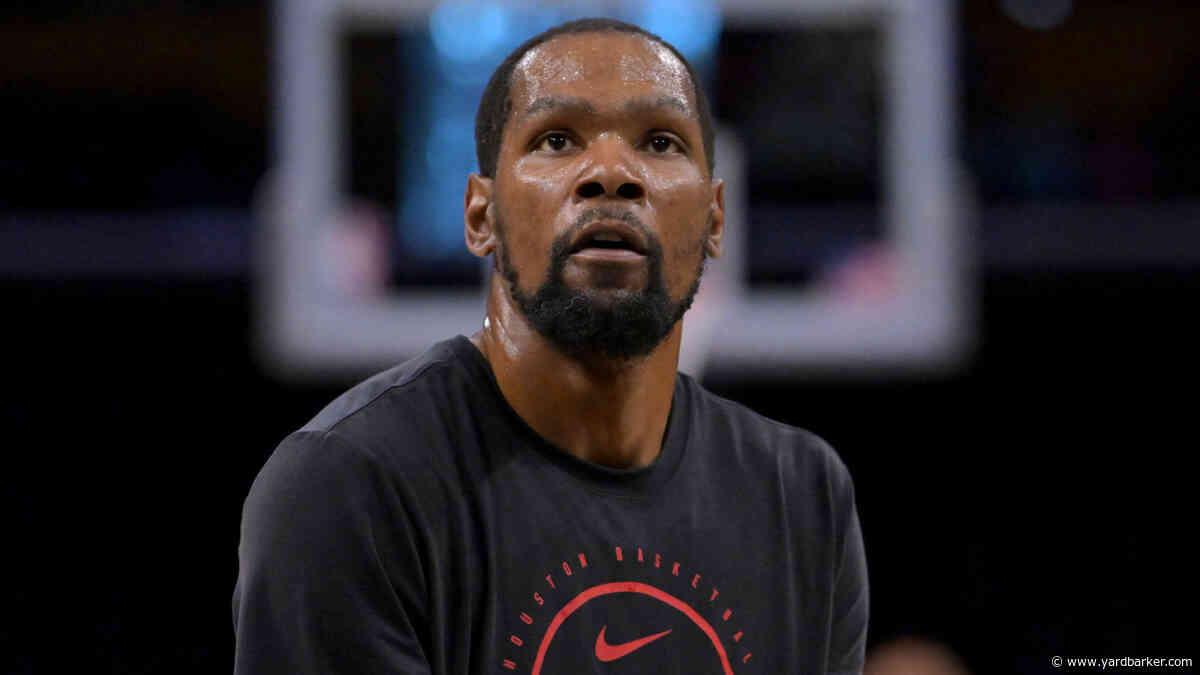 Kevin Durant hit with surprising trade rumor narrative