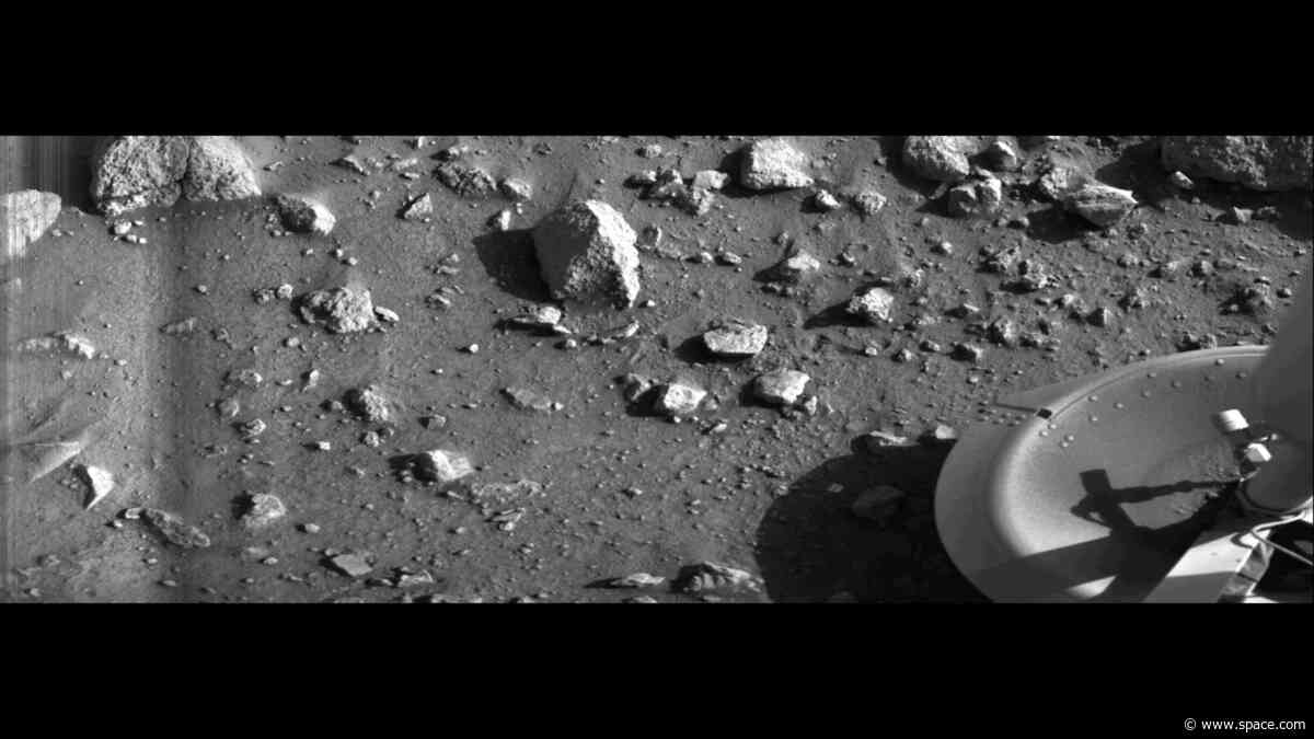 Our 1st-ever up-close look at the Martian surface | Space photo of the day for July 22, 2026
