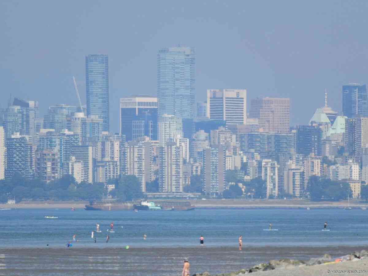 Heat and air quality warnings in effect for parts of Metro Vancouver, Fraser Valley