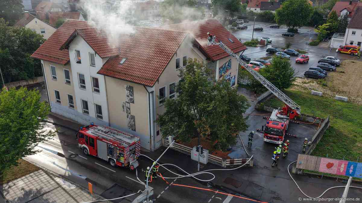Rauch und mehr als 30 Verletzte in der Alten Schule: Feuerwehren üben gemeinsam in Vöhringen