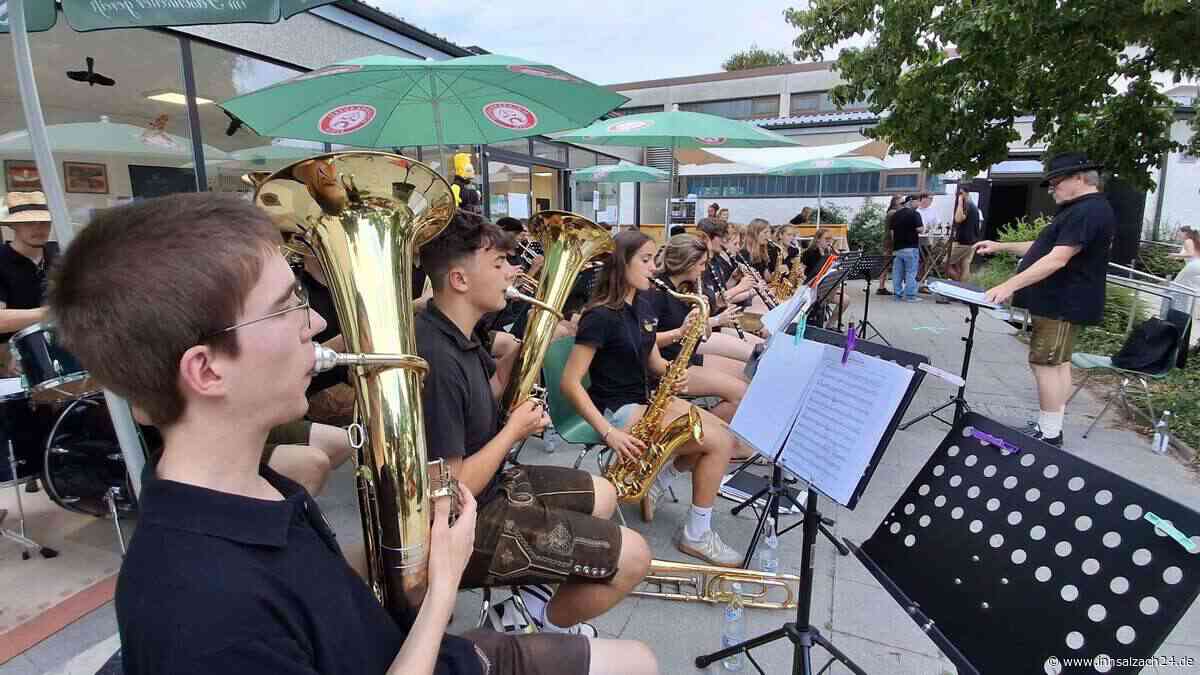 Die Feuerwehr ließ nichts anbrennen: Sieg beim Siebenkampf der Blaskapelle Altmühldorf