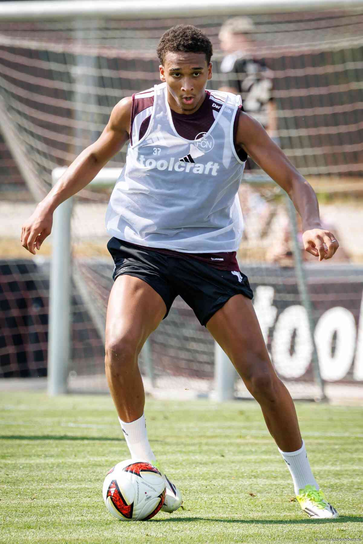 1. FC Nürnberg verleiht Maboulou nach Köln