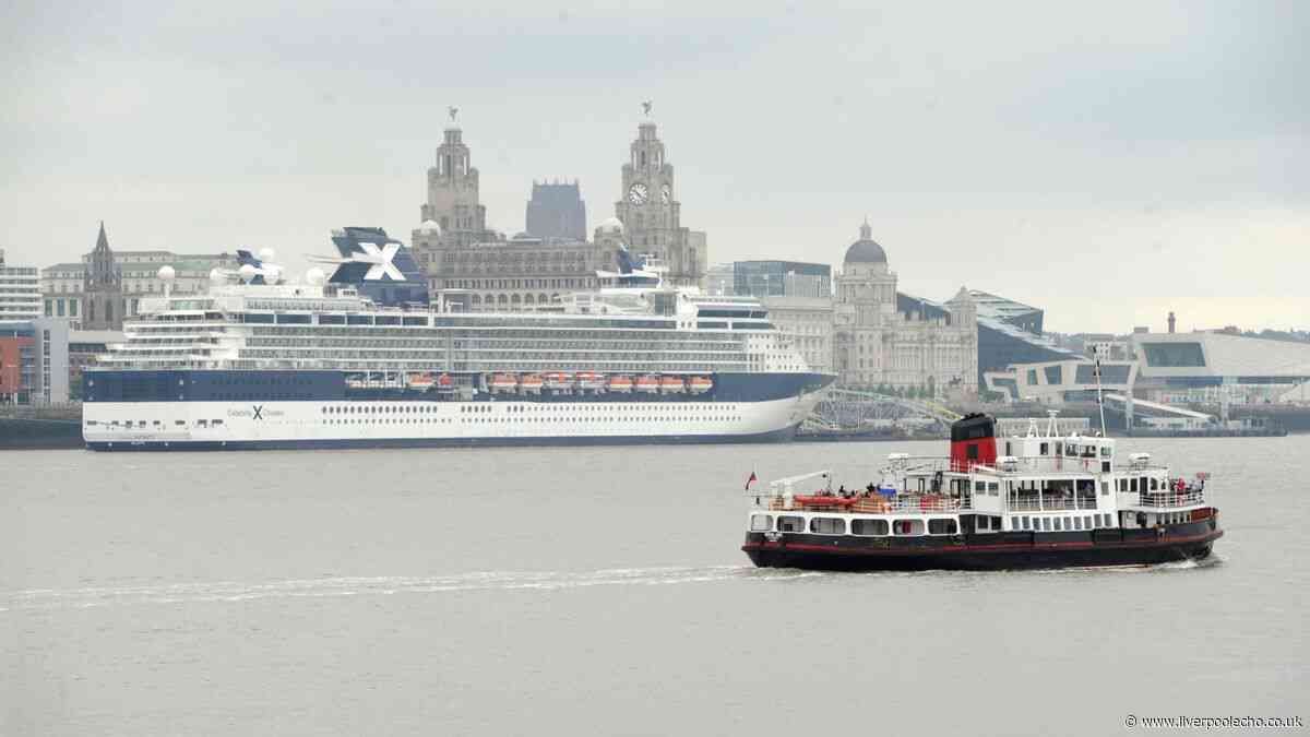 Travel advice as hundreds expected in Liverpool city centre