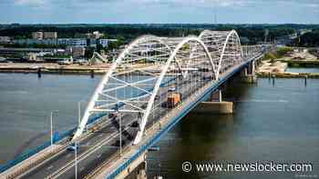 Vanaf het weekend cameracontrole voor vrachtwagenverbod Merwedebrug