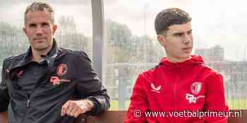 Shaqueel van Persie vertelt hoe het nu gaat met zijn vader: 'Houden we gescheiden'