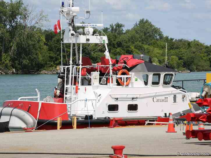 Michigan man dies after sailboat capsizes on Detroit River in Amherstburg
