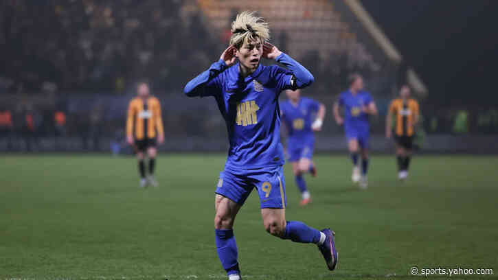 Furuhashi leaves Blues 'a cult figure'