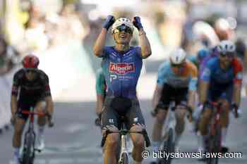 Jasper Philipsen festejó su primera victoria de etapa en esta edición del Tour