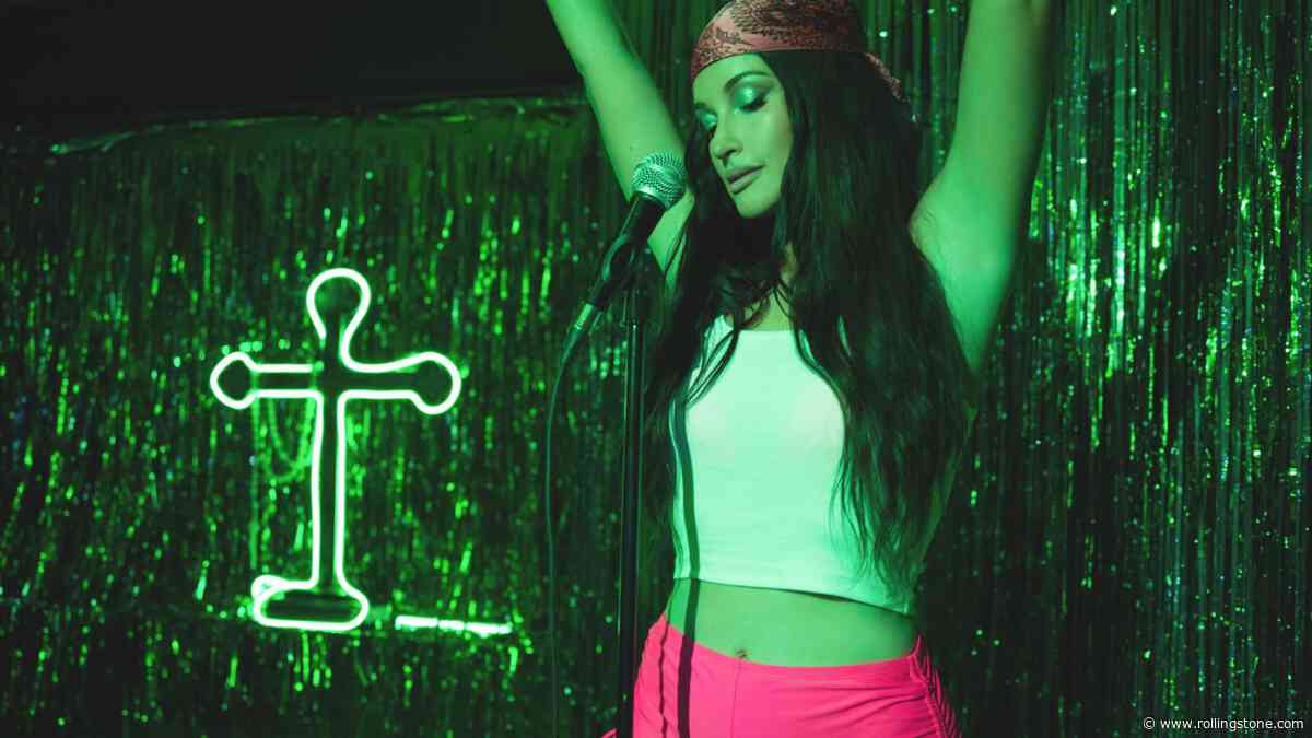 Kacey Musgraves Heads South of the Border for ‘Mexico Honey’ Video