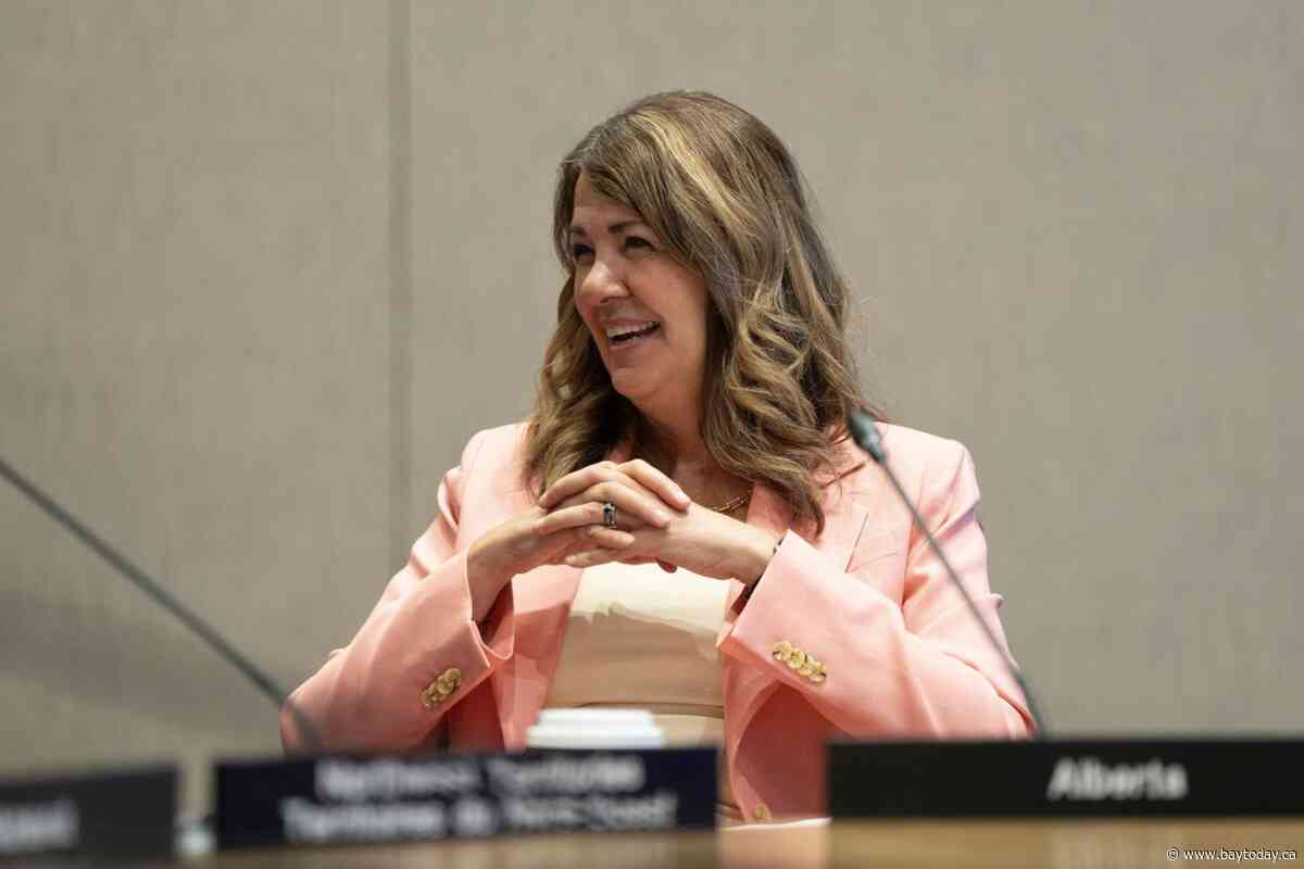 Feds should increase federal health funding, but with strings attached, advocates say