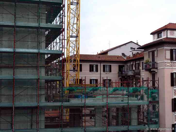 Roma, oltre 60 immobili occupati: “In 15 casi le bollette le paga ancora il Comune”