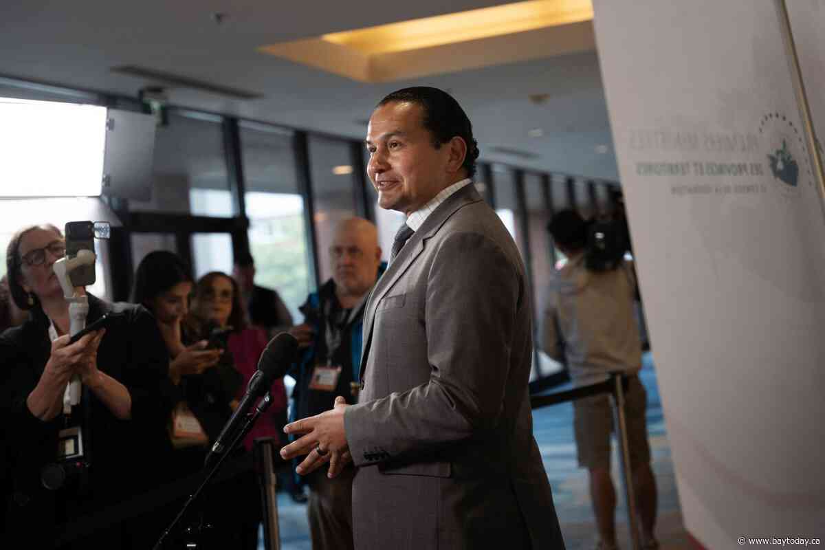 Holt, Kinew say they would defend Canada amid sovereignty push in Alberta, Quebec