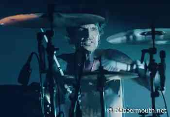 MÖTLEY CRÜE's TOMMY LEE: 'By The Time I Get Done After A Two-Hour Show, I'm F***ing Toast'