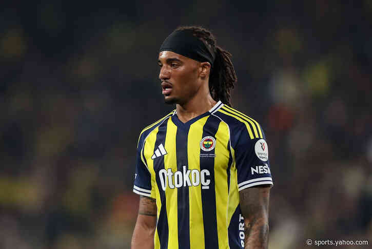 Chelsea Are Showing Interest In This Talented Full-Back: Should Alonso Get Him On Board?