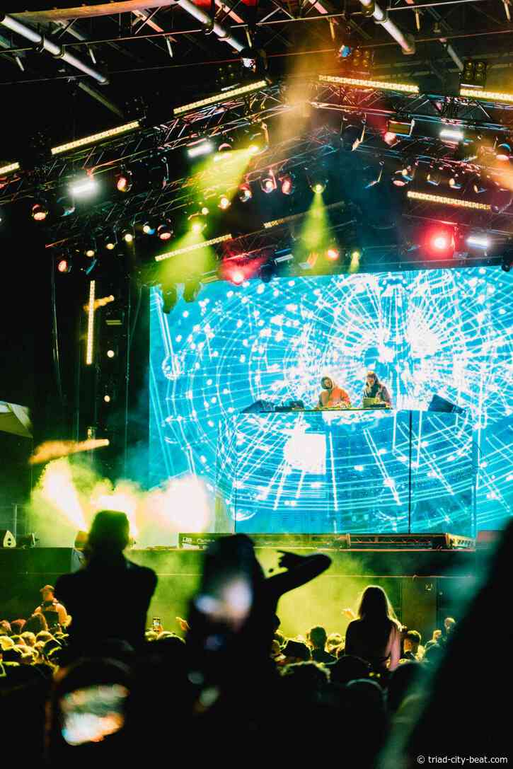 What Makes a Great DJ Hire Service for Live Events