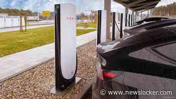 Investeringen in robots en zelfrijdende taxi's zetten winst Tesla onder druk