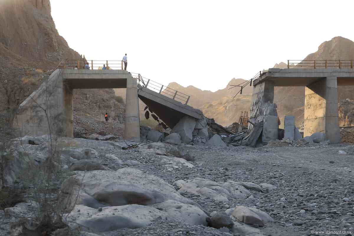 UK withdraws diplomatic staff from Iran as US airstrikes continue