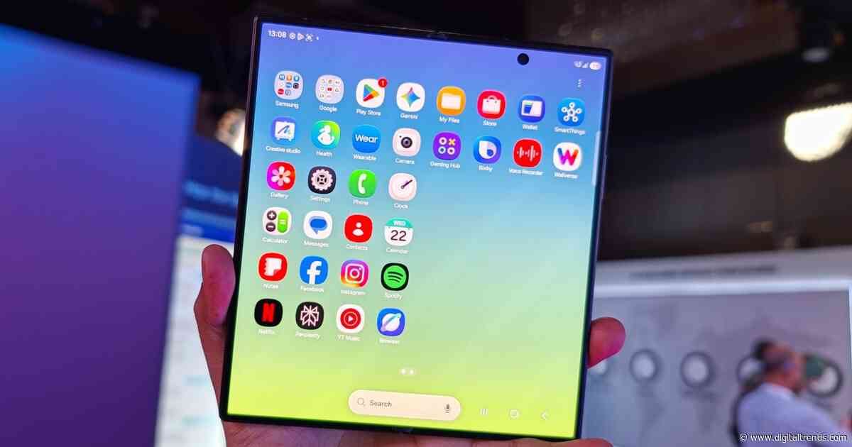 I went hands-on with Samsung Galaxy Z Fold 8 Ultra. It’s peak foldable in an old garb. 