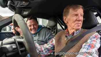 Beifahrer gesucht: Rennsportlegende Walter Röhrl setzt sich in Bellenberg ans Steuer