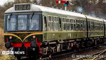 Trial to see rail users commute on heritage trains
