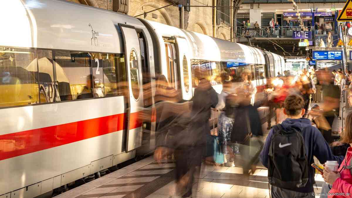 Familie auf Hamburg-Trip im ICE beklaut: Vater ergreift Initiative