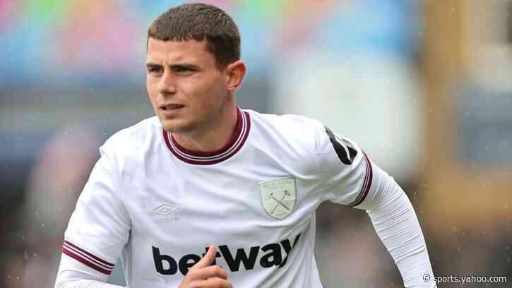 Chesters signs for Wealdstone