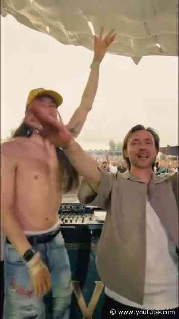 @lucasandsteve and @SteveAoki at @tomorrowland 😍🦋