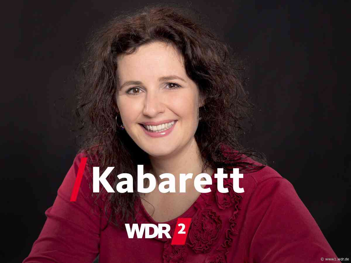 Carolin Courts: Bahnhof nüchtern